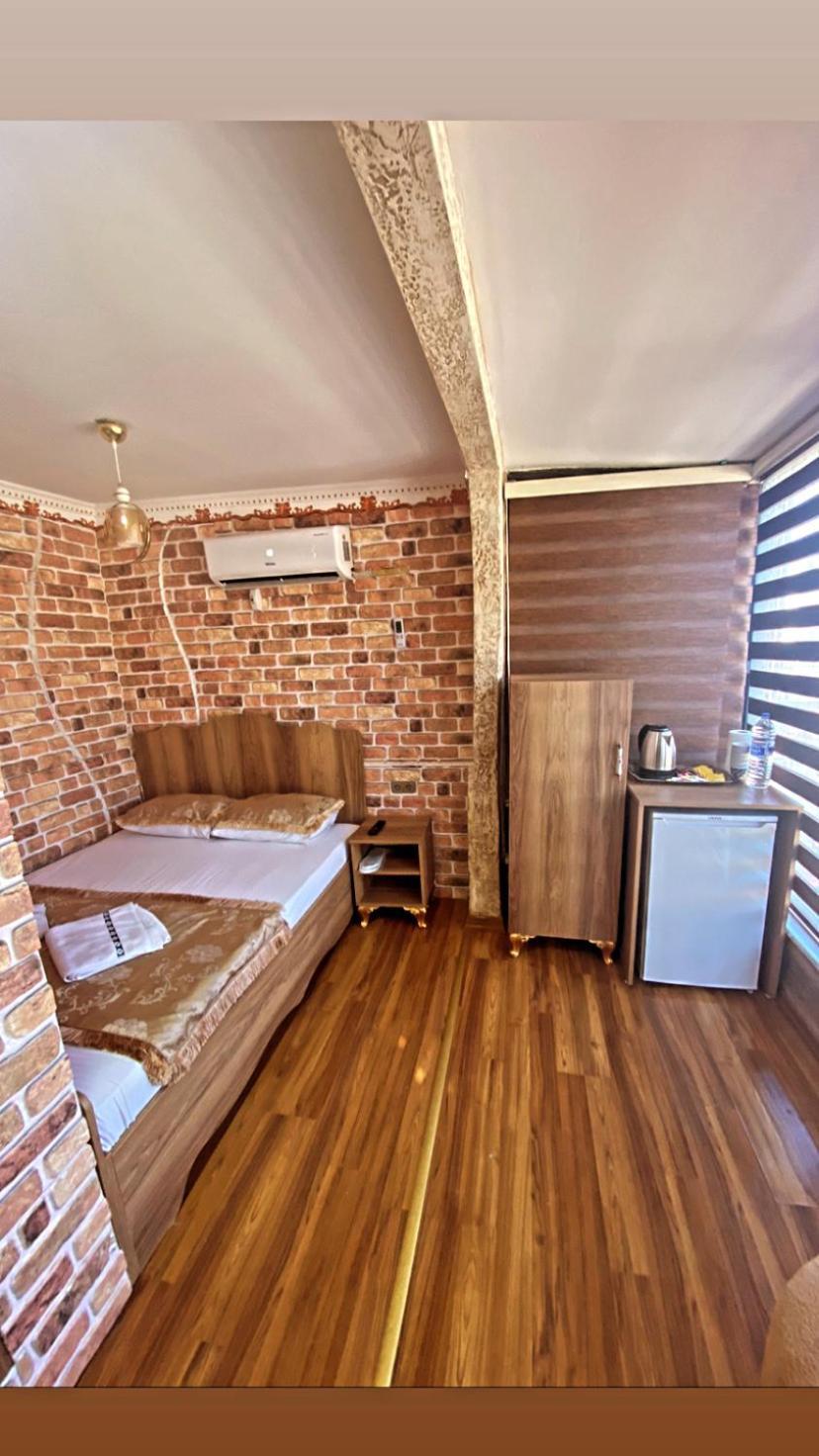 Hotel de apartamente Golden Arrow Old
